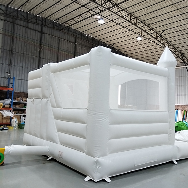 White Party Inflatable Castle Jumper with Climbing Wall White Party Inflatable Castle Jumper with Climbing Wall