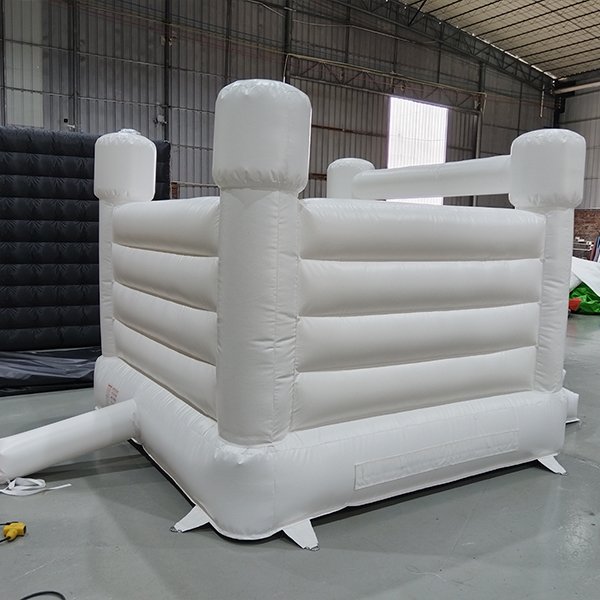 White Bounce Castle Side Back View for Kids Party Suppliers White Bounce Castle Side Back View for Kids Party Suppliers