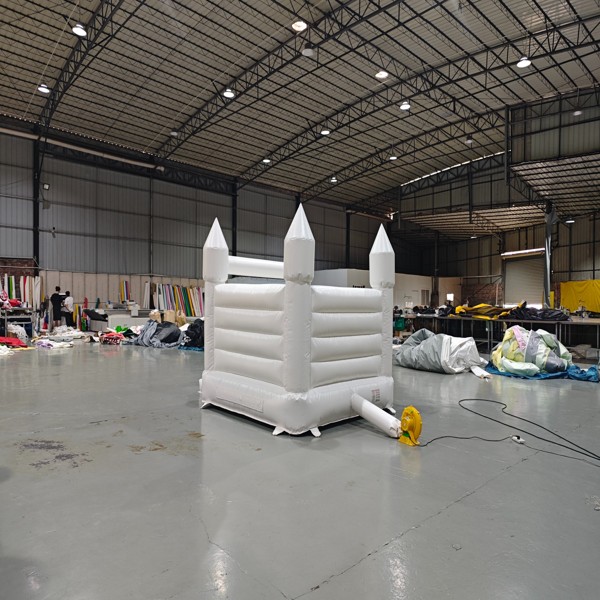white-inflatable-jumping-castle-slide-heavy-duty-kids-party-hire-company White-inflatable-jumping-castle-slide-heavy-duty-kids-party-hire-company
