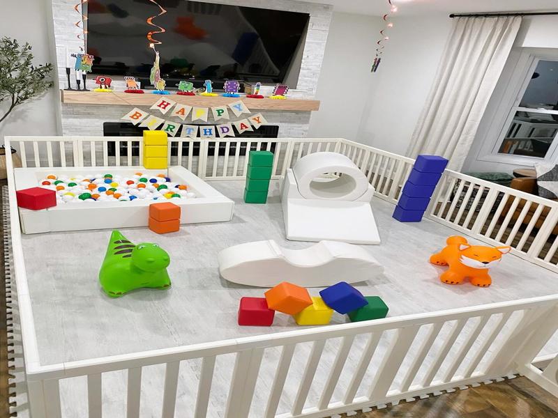 Todos los túneles blancos de espuma para la piscina de bola de niños con bolas de equipo suave para alquiler