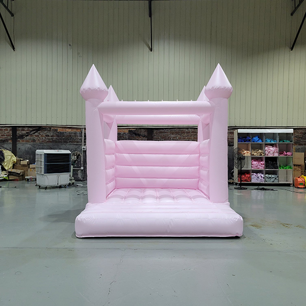 Castillo de rebote pastel inflable para niños alquiler