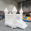 Château commercial pour enfants sautant avec un toboggan pour les locations d'anniversaire