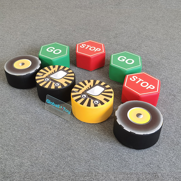 Pare e vá para blocos de trânsito para a criança soft play