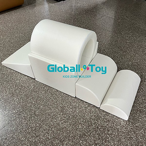 Rocker de Softplay intérieur et jouets de poutre
