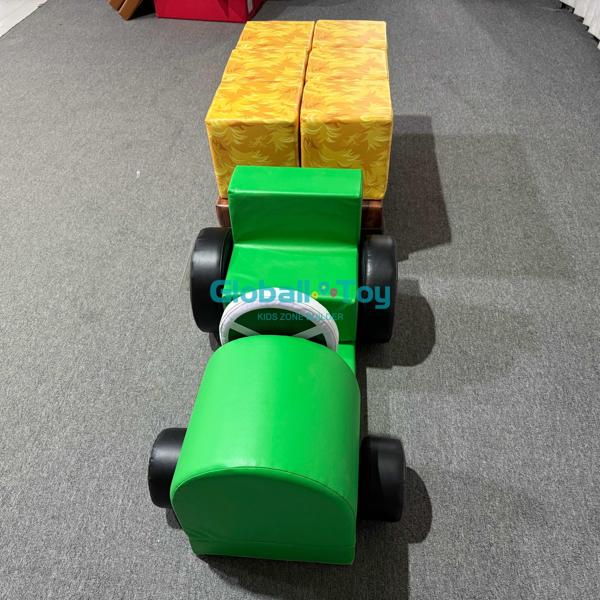 Équipement de jeu souple tracteur jouet pour les tout-petits