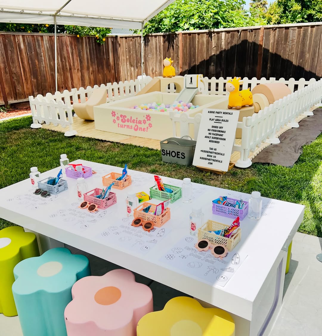 New design and commercial soft play indoor and outdoor equipment playground with tables and chairs