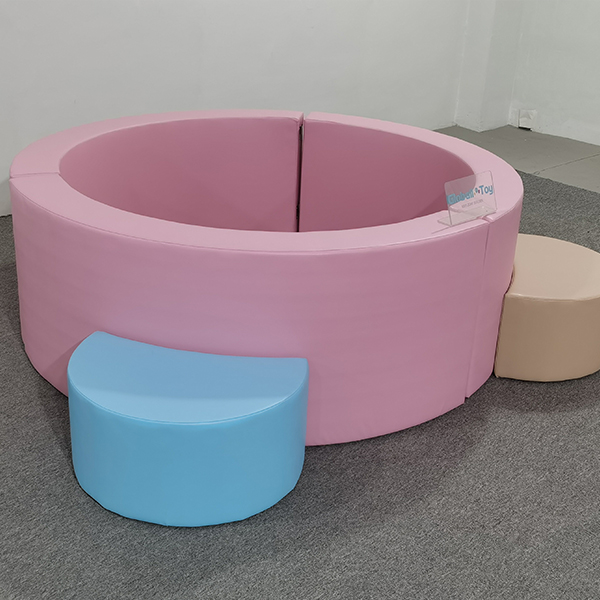 modular foam circle pit with entrance steps for toddlers