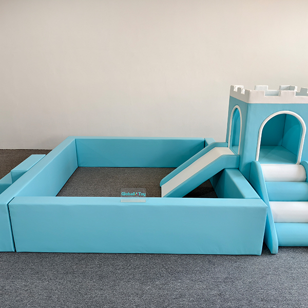 foam castle play equipment with slide for events
