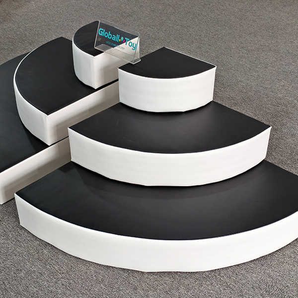 Rainbow bridge soft play obstacle for toddler zones