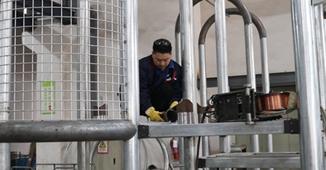 Step-3-Delivery-and-Shipment
