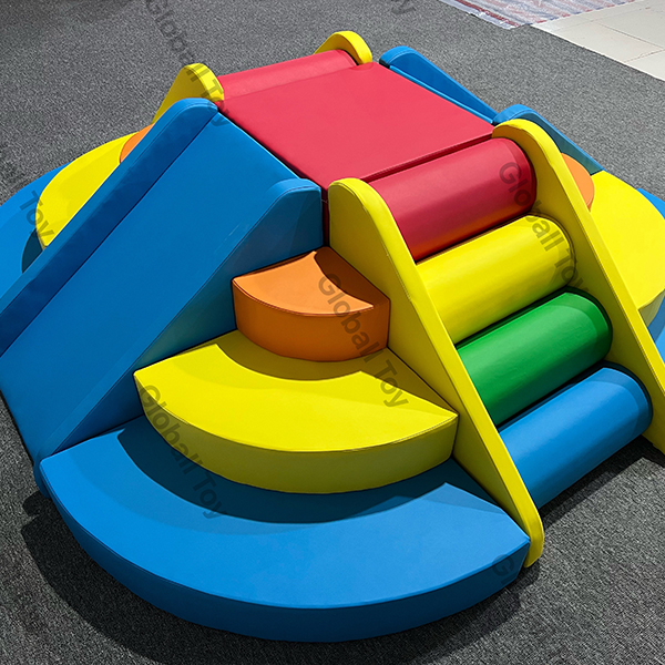 Pit di palla bianca morbida per bambini indoor