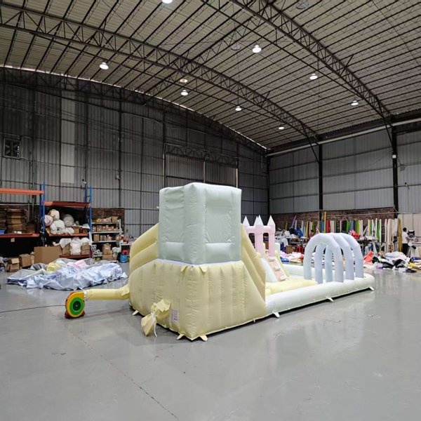 opblaasbare-soft-play-klimglijbaan-set-indoor-speelcentrum-groothandel