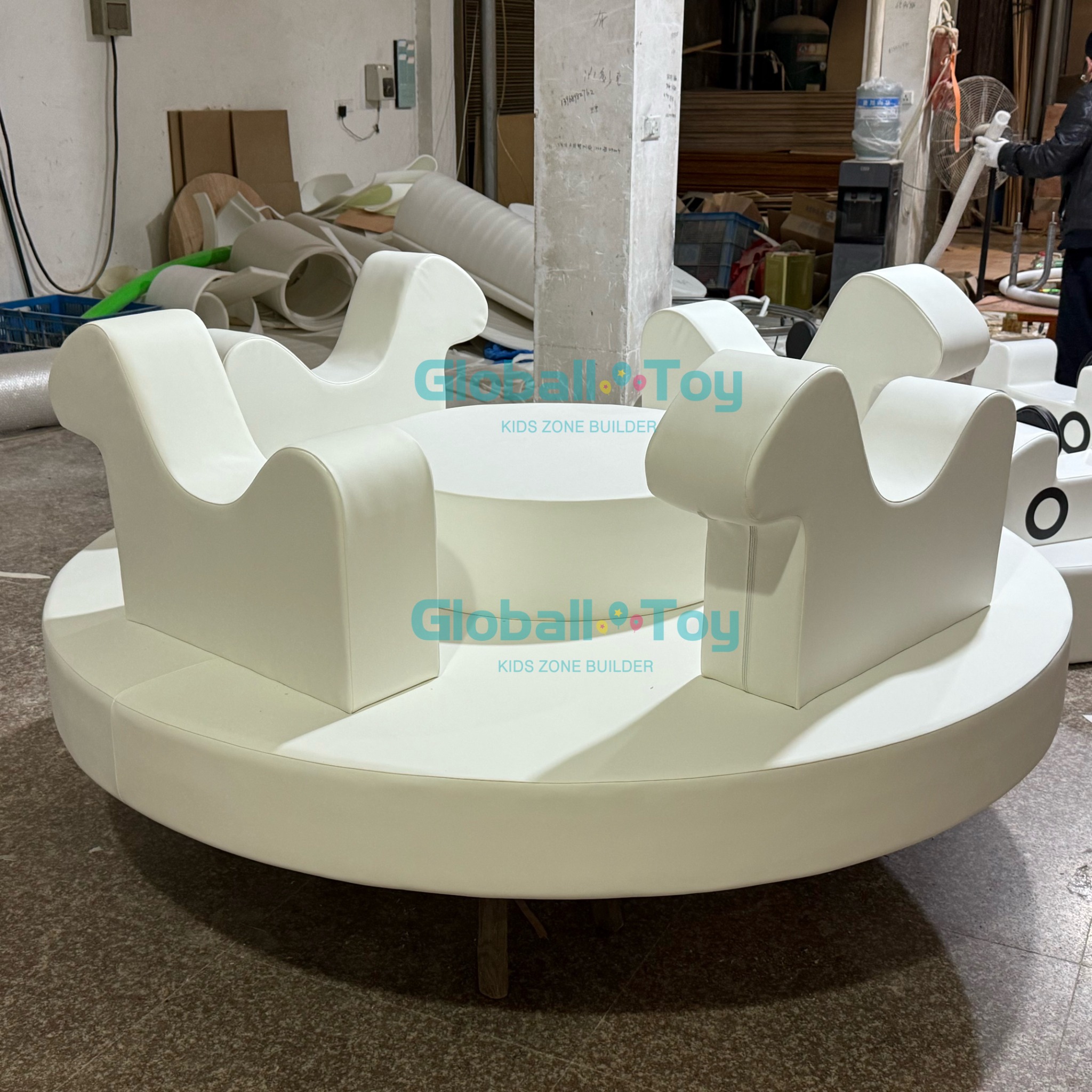 Children's Soft Spinner Play Equipment for Indoor Play Areas