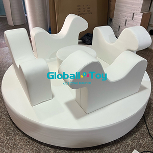 Carrusel de juego suave blanco para equipos de juegos de interior de niños pequeños