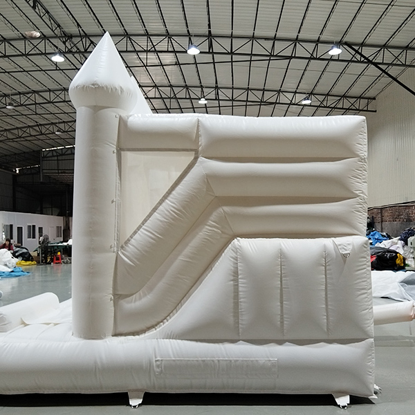 Jumper inflable de tobogán de rebote blanco para uso de patio trasero y interior