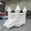 Château de rebond gonflable blanc avec toboggan pour les fêtes de l'arrière-cour