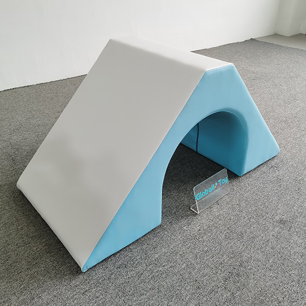 White toddler foam ramp playground factory
