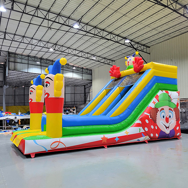 circus-theme-inflatable-playground-for-kids-events