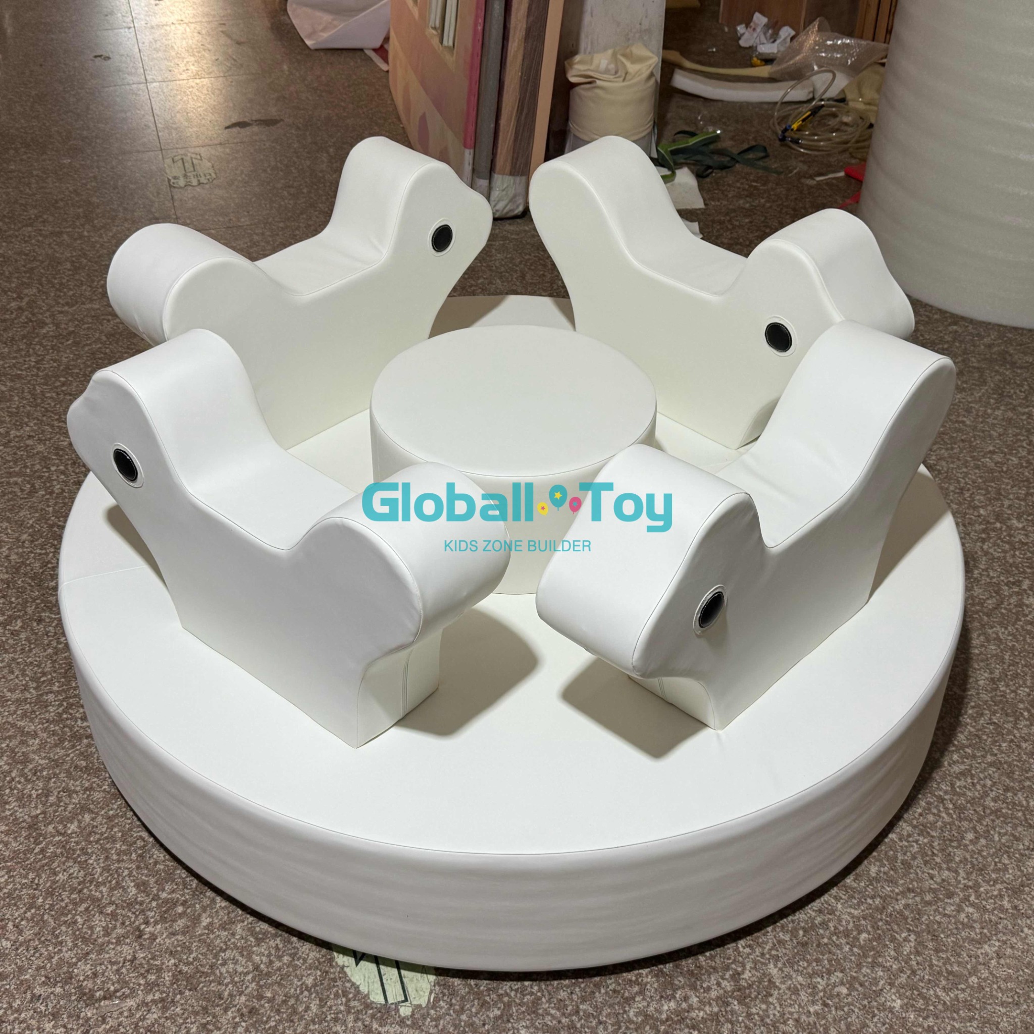 Área de juegos para niños Carrusel Juego suave para alquiler de fiestas