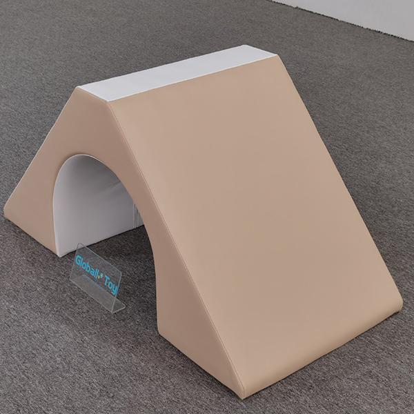 Ronde rand van zacht vinyl voor gebruik in de speelkamer van kinderen