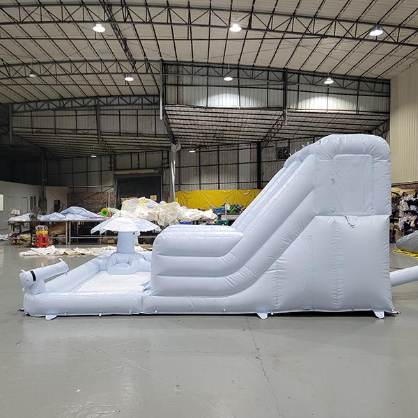 inflatable-purple-bounce-castle-for-kids-birthday-parties