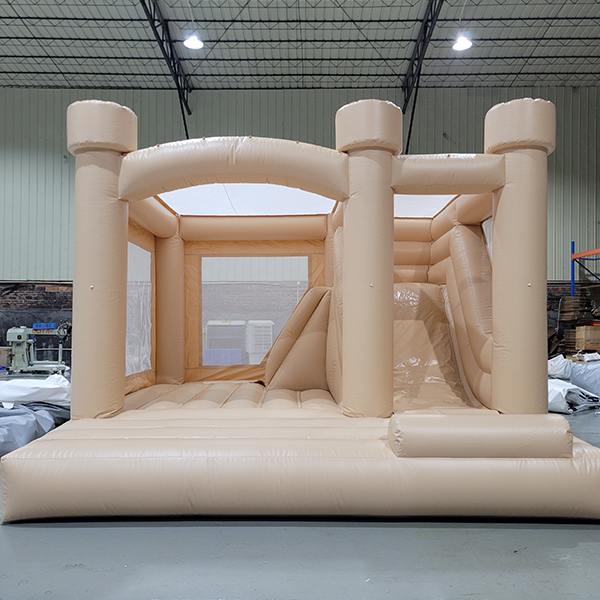 inflatable-playhouse-daycare-center