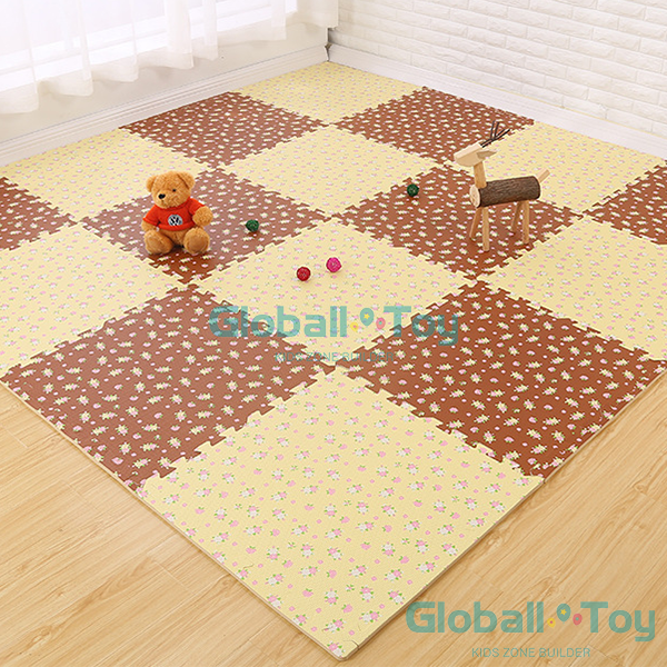 alfombra-de-juego-suave-con-patrón-de-flores-azulejos-entrelazados-marrones-y-amarillos