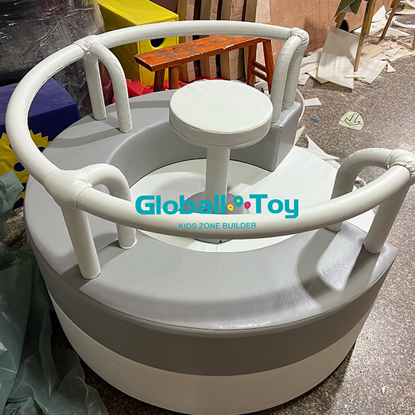 Commercial Toddler Spinning Ride with Soft Foam Structure