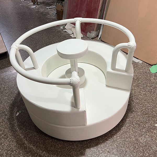 Factory price white spinning soft play equipment for toddlers.