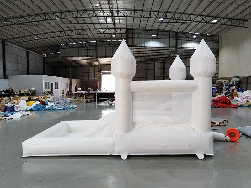 commercial-bouncy-castle-with-slide-for-kids