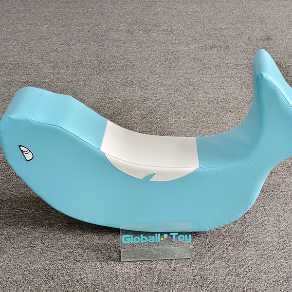 Blue Whale Soft Play Rocker pour bébé divertissement