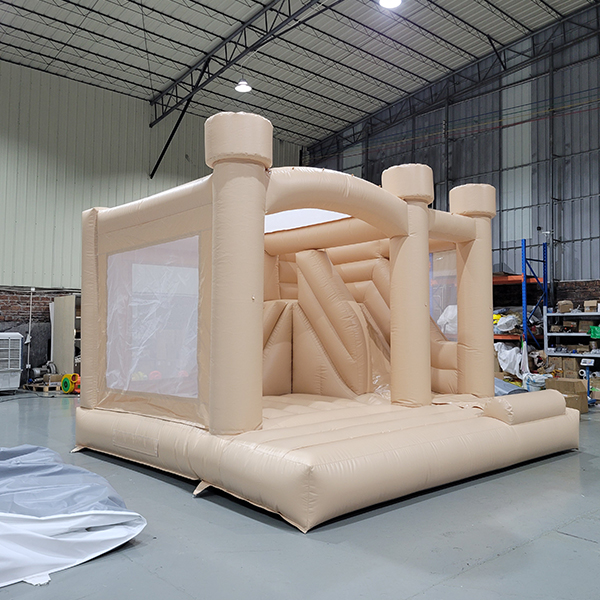 inflatable-bouncy-castle-school-playground-supplier