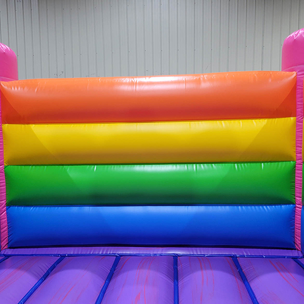 Dettagli del pavimento della casa gonfiabile arcobaleno per feste