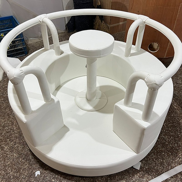 White soft electric merry go round for toddler amusement