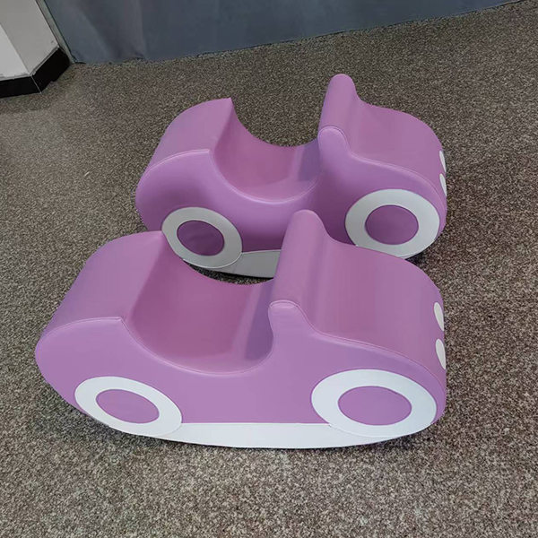 Voiture de conduite en mousse à mousse pour meubles de pépinière
