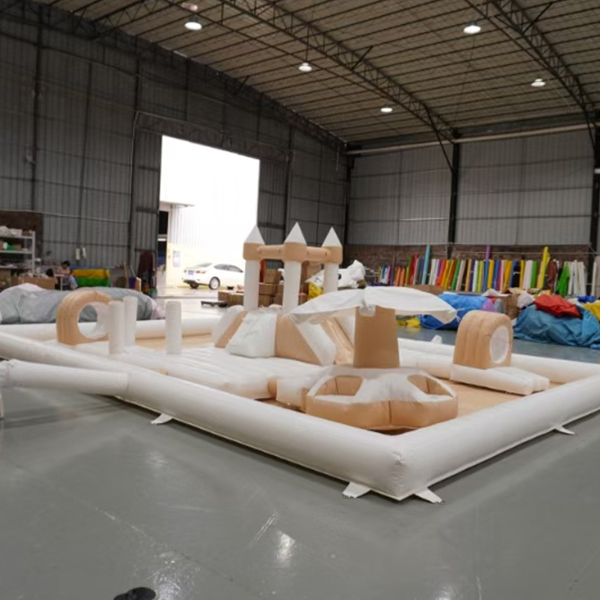 Large White Inflatable Castle with Tunnel and Umbrella Seats for Children Amusement Equipment Wholesale