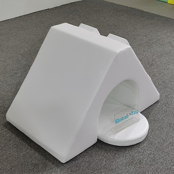 White soft climbing triangle tunnel with climbing grips