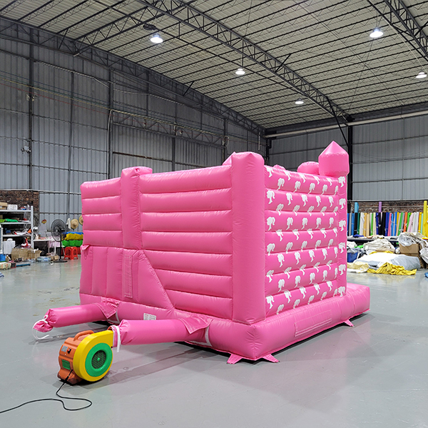 Côté arrière de Barbie Bounce House Planchenable château de château