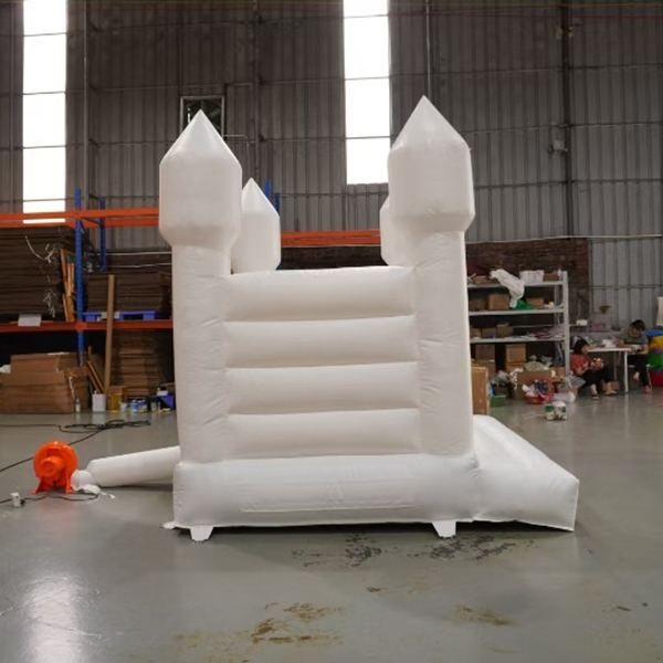 Commercial soft play bounce house for hire