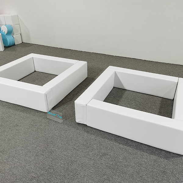 Premium White Soft Play Climbing und Slide -Sets mit Brücke, Tunnel und Blöcken für Indoor -Spielzimmer, Kindertagesstätte und Kindergartenspaß
