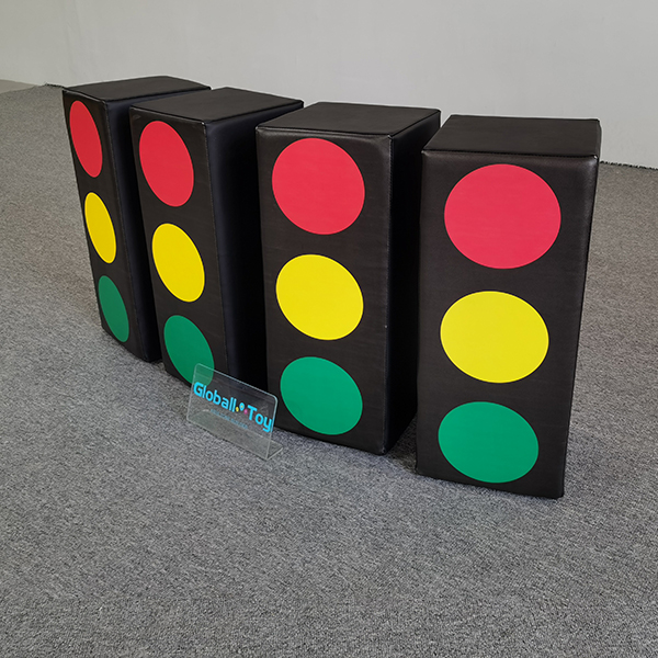 traffic light soft play column set for indoor playground