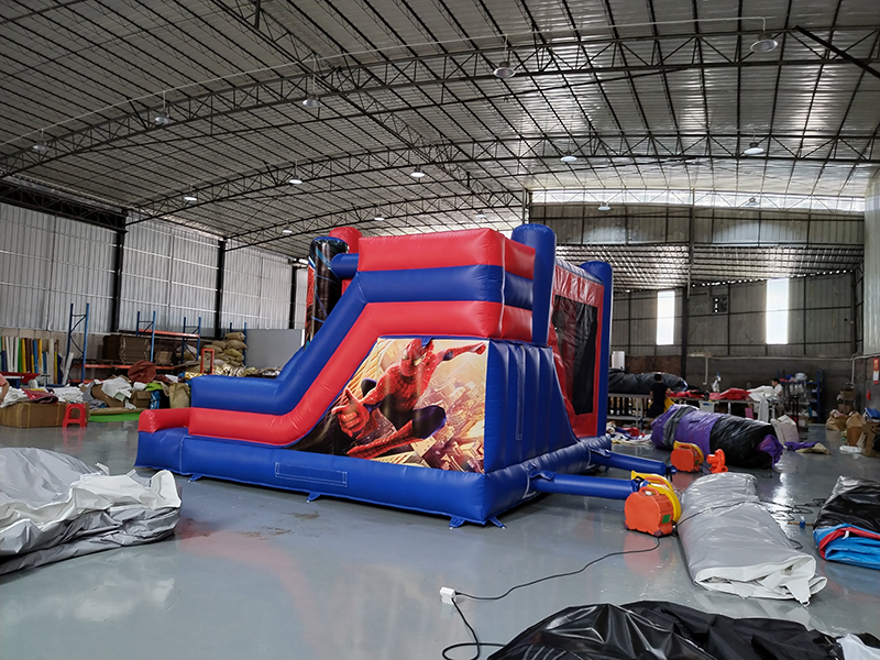 superhero-inflatable-combo-bouncy-castle-event-planner