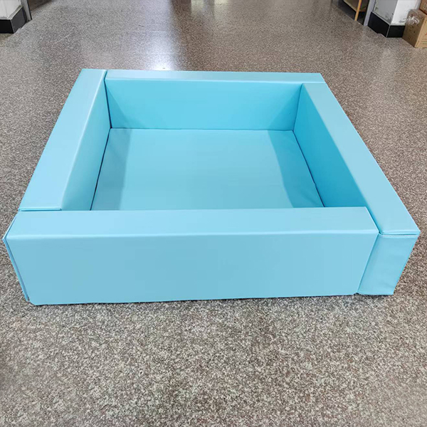 Structure de jeu du tunnel en mousse pour le distributeur du centre de garderie pour tout-petits