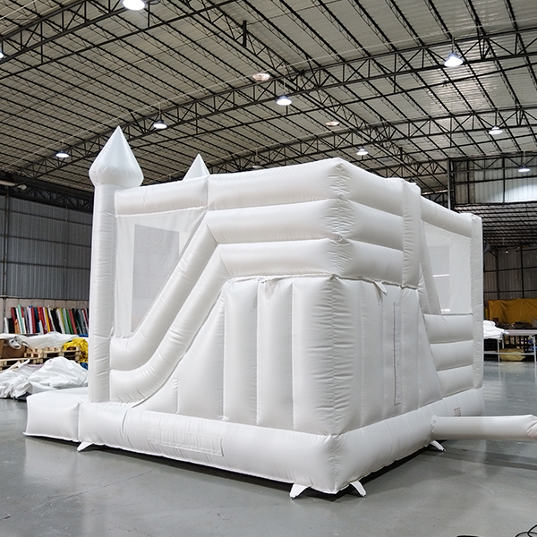 Saltador castillo hinchable de malla con tobogán para alquiler de eventos