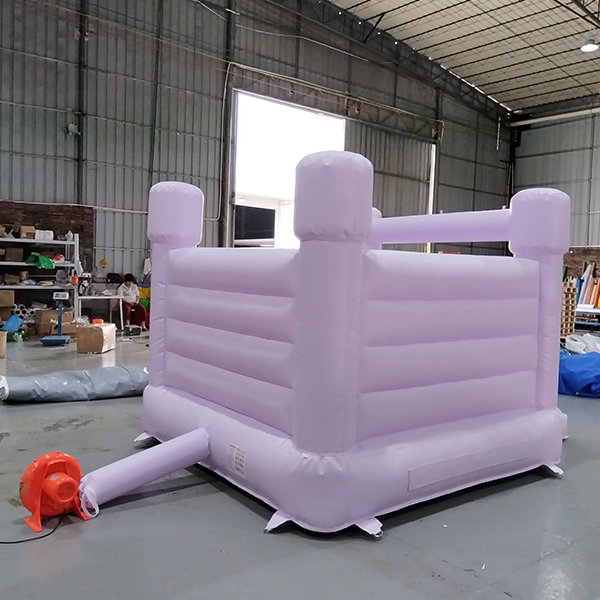 kastil-lompat-tiup-lavender-untuk-anak-anak