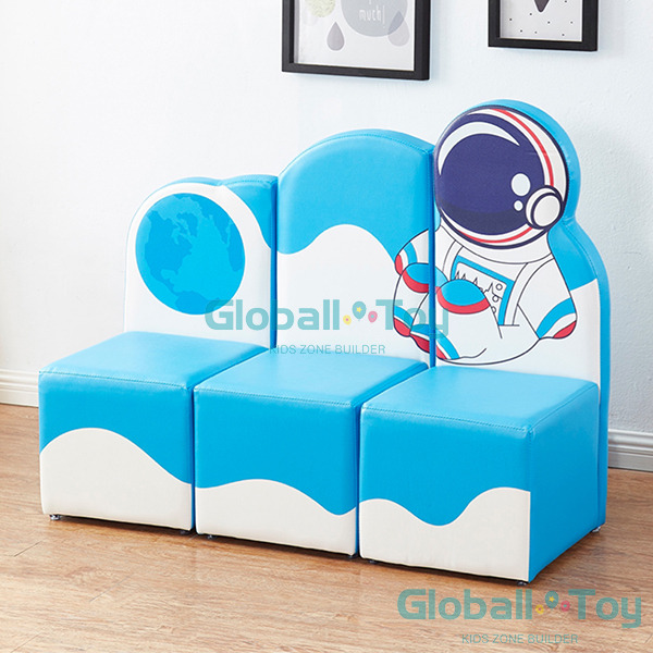 astronaut-soft-play-sofa-for-kids-space-theme