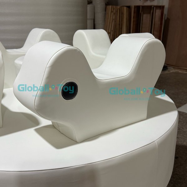 Durable White Carousel Spinner for Indoor Playgrounds