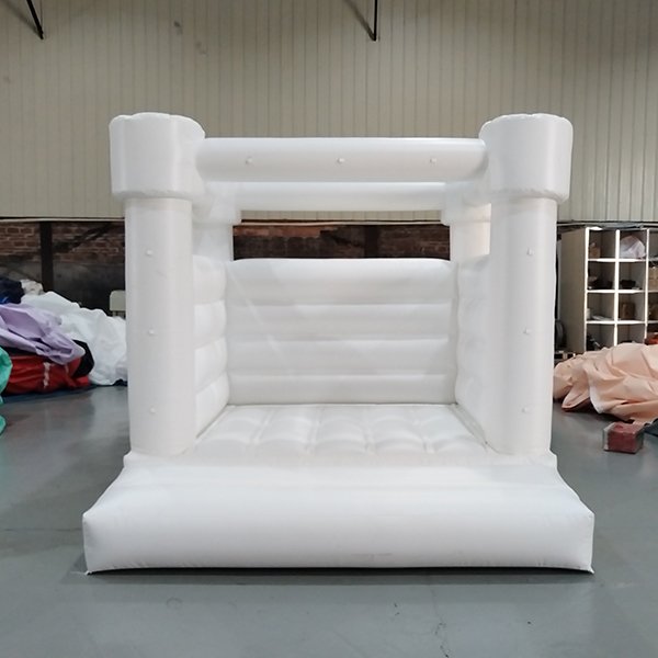 Château gonflable blanc durable pour embaucher un équipement de jeu doux