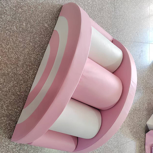 soft play crash mat for daycare and nursery zones