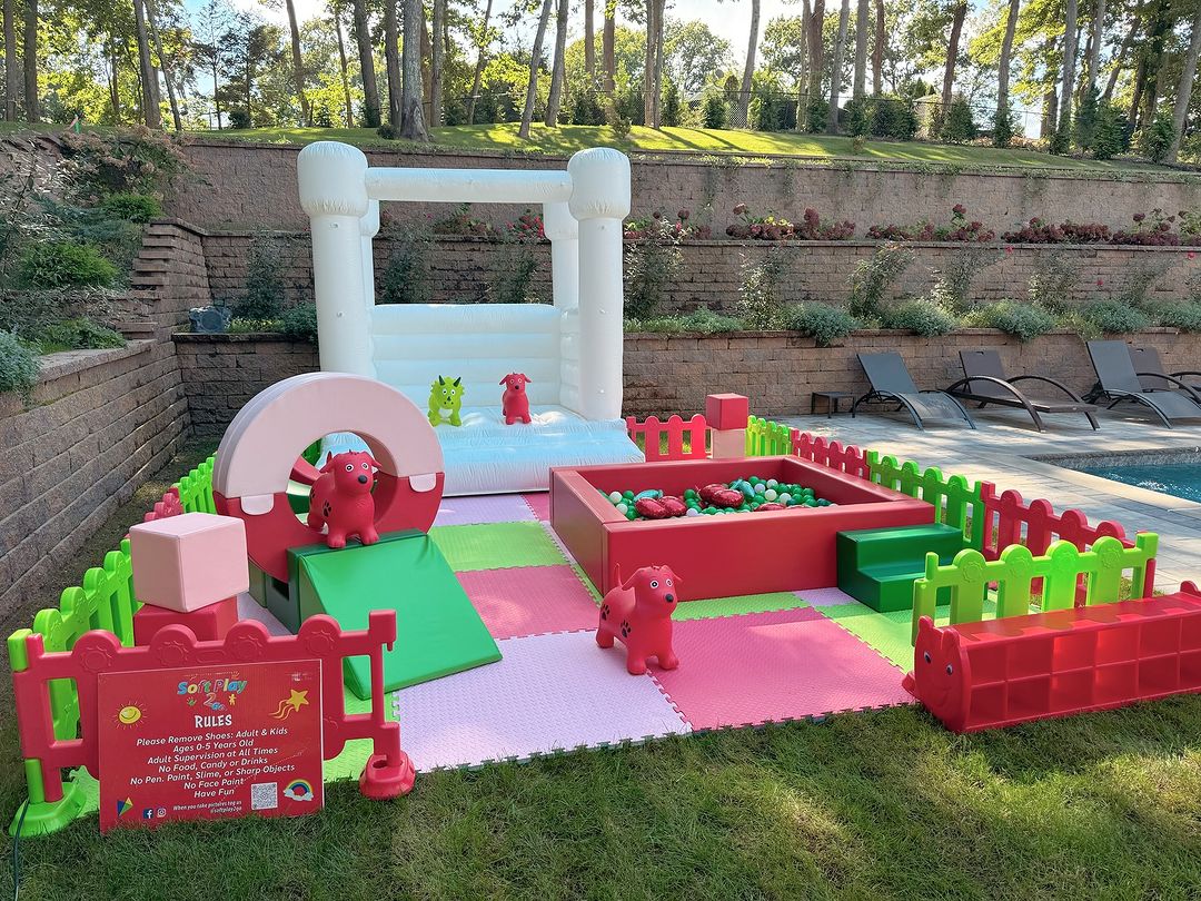 Équipement de jeu doux de couleur Soft Garçons et filles Ensemble de jeux d'intérieur avec fosse à balle pour location de fête